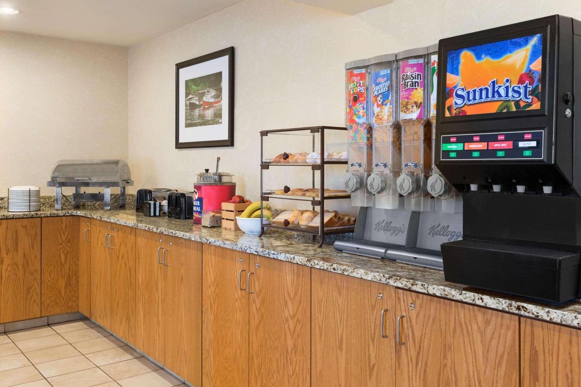 Country Inn & Suites By Radisson, Holland, Mi Екстериор снимка