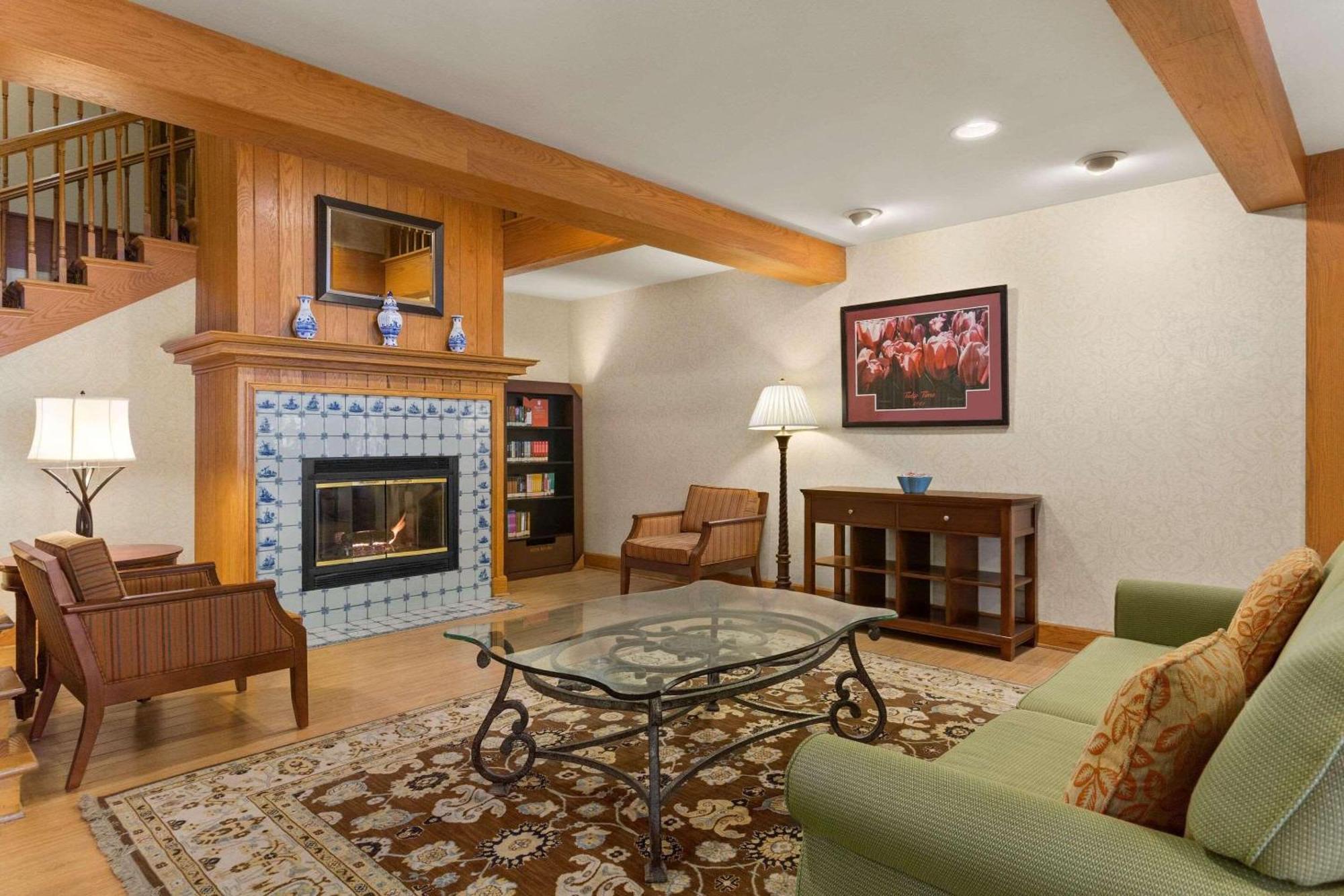 Country Inn & Suites By Radisson, Holland, Mi Екстериор снимка